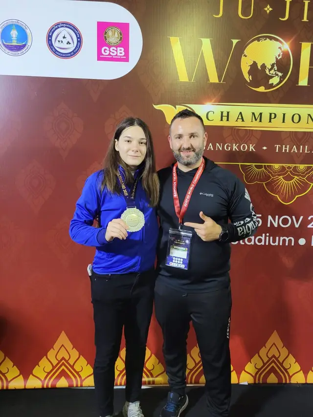 Marina istorie la Mondiale