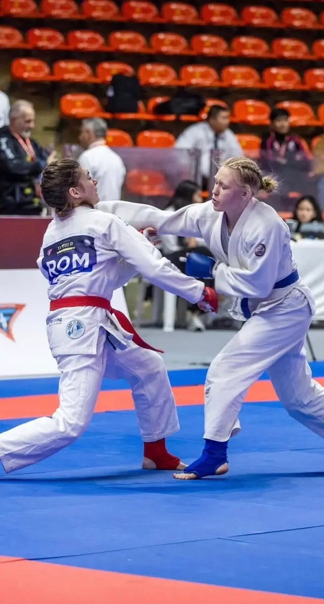 Marina istorie la Mondiale