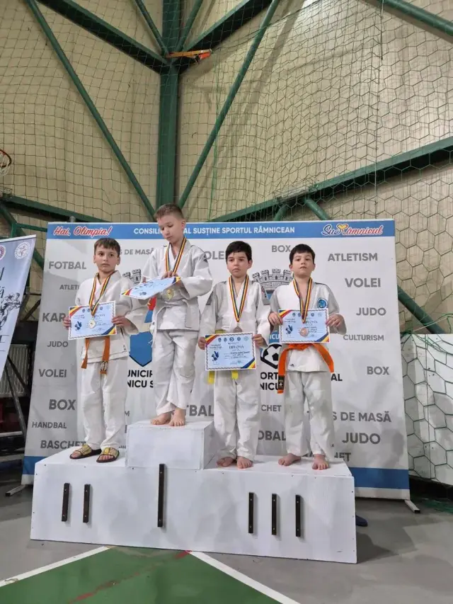 Performanta de Aur la Memorialul Tivga Neculae