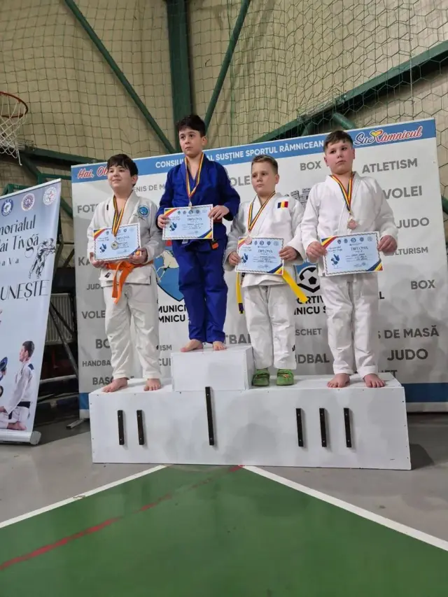 Performanta de Aur la Memorialul Tivga Neculae