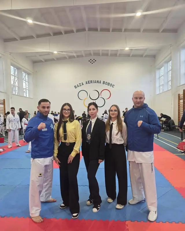 Podium national militar Taekwondo WT